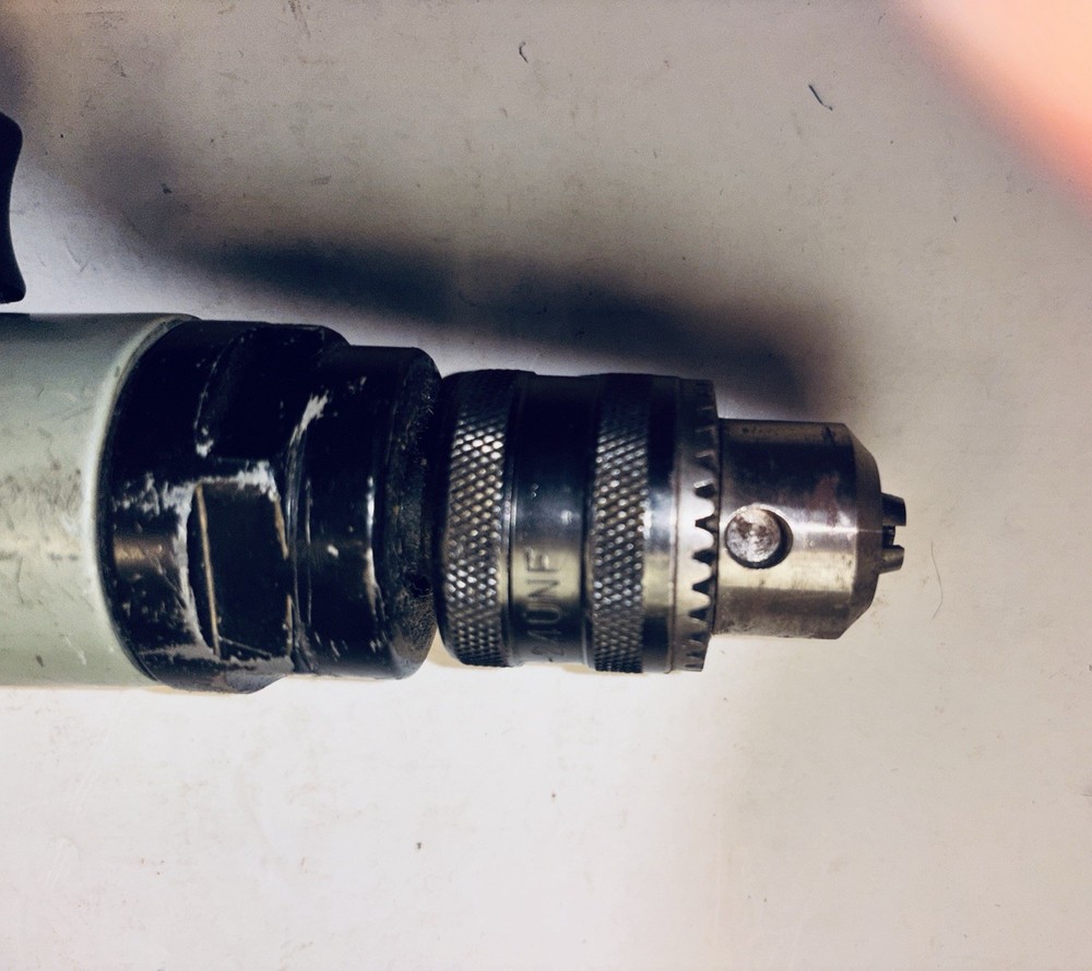 Pneumatic Drill with Forward/Reverse Switch free gift with purchase