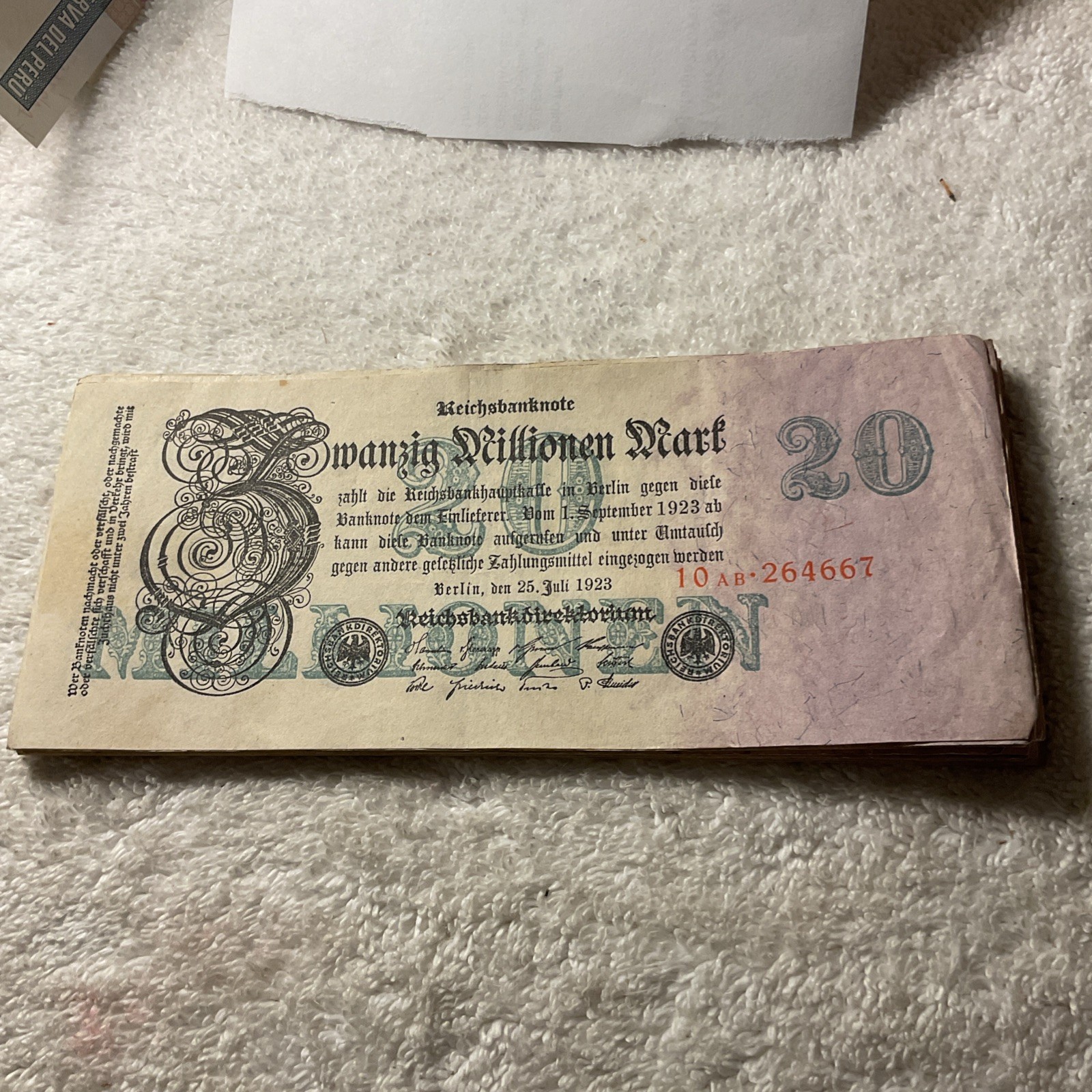 GERMANY.(-July .1923-)-20.OOO.OOO-Mark -BANKNOTE .CIRCULATED.#001