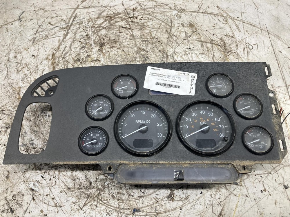 Peterbilt 365 Speedometer Instrument Cluster - Used