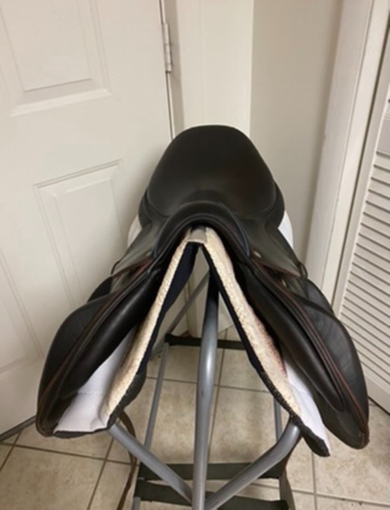 17" Devocoux Chiberta Monoflap Saddle
