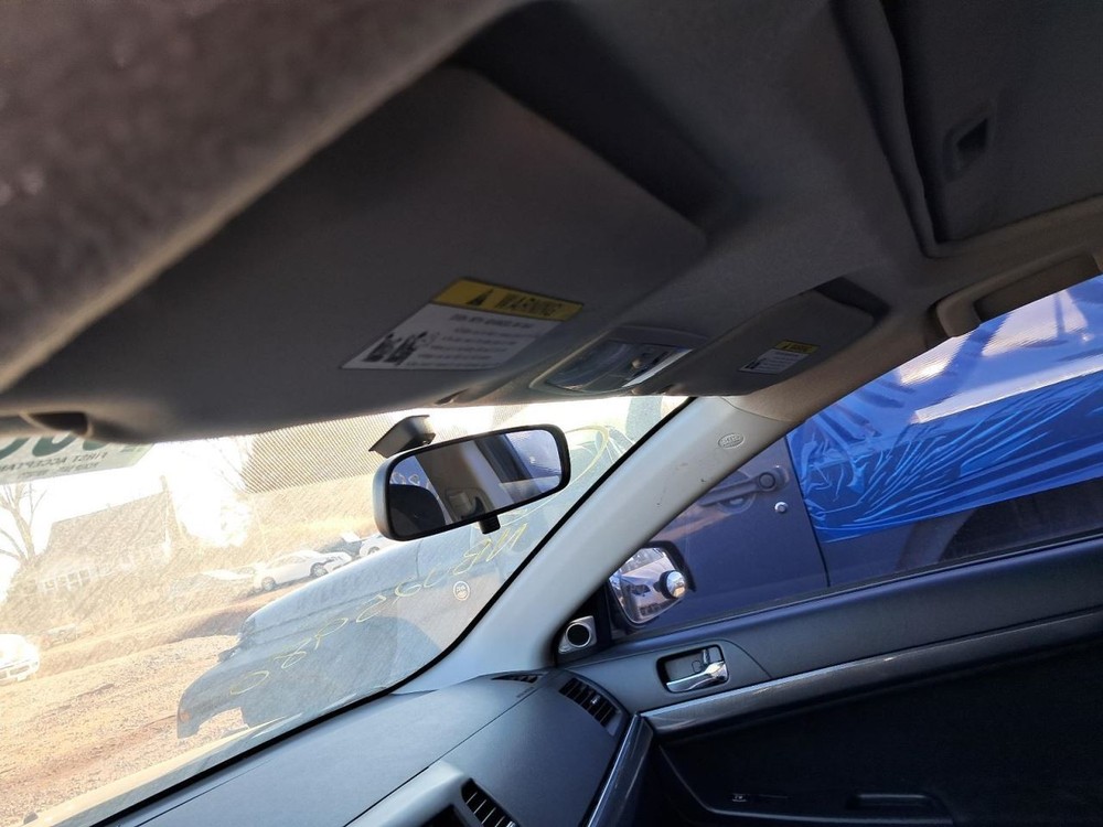 LANCERMIT 2010 Glove Box 4858262