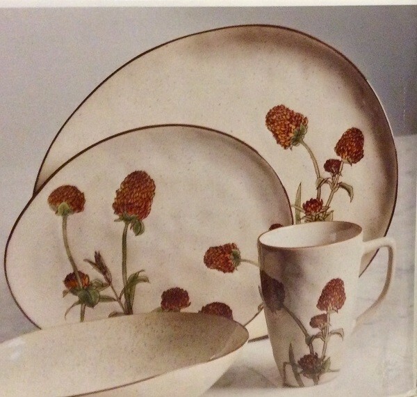 Gibson Cuaulta Grove 16PC DINNERWARE Set, Egg Shape,Speckles