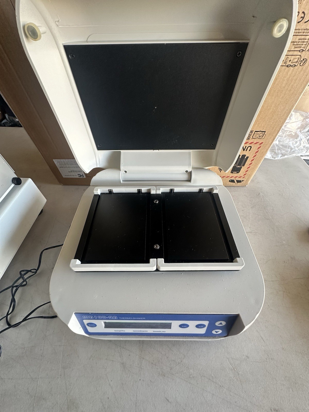 ALLSHENG Thermo Shaker MB100-2A Digital Incubating Shaker 2 Plate System