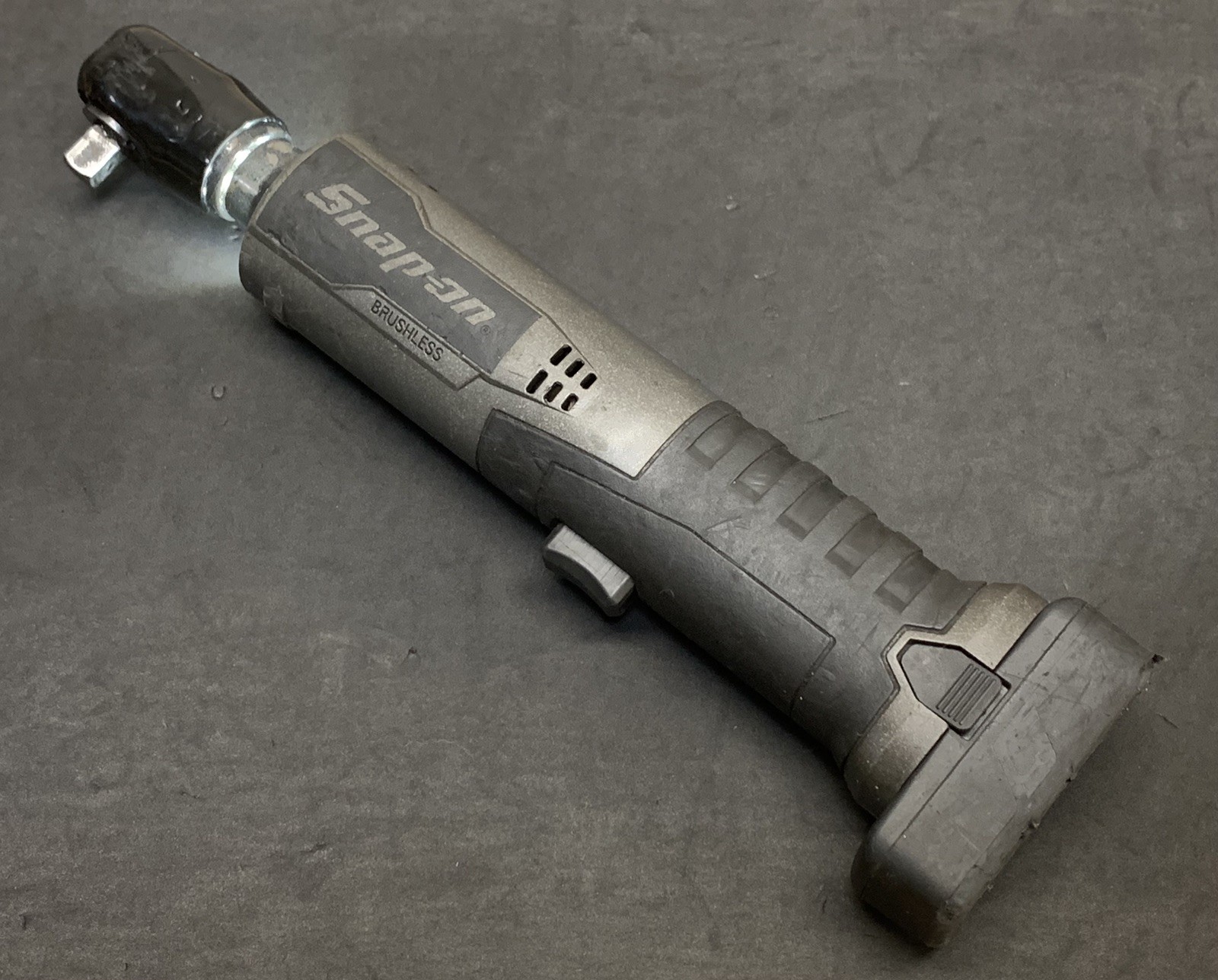 Snap-on CTR861 GUN METAL GREY Brushless 14.4v 3/8" Dr Cordless Ratchet & Battery