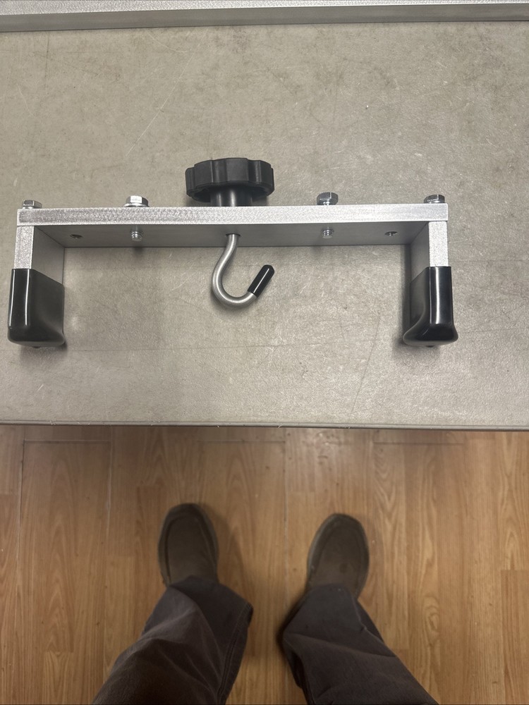 Universal Cleat Mount with J Hook And Knob
