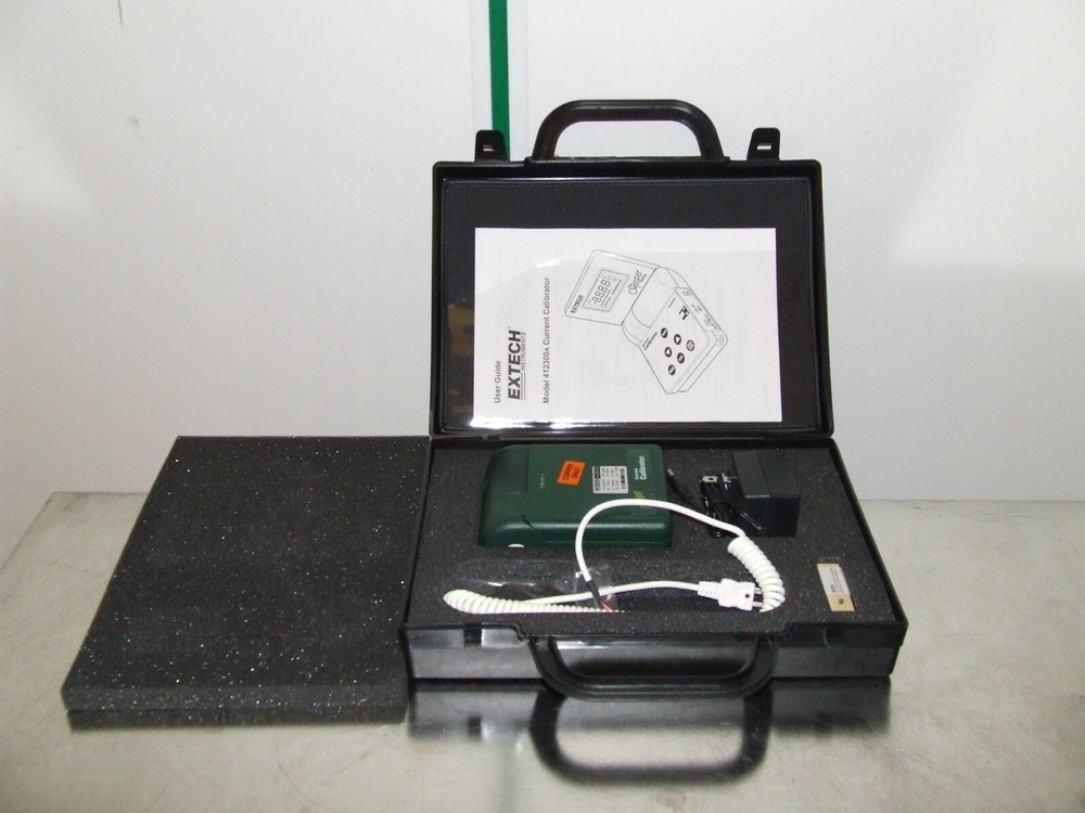 Extech 412300A Current Calibrator & Meter Calibrates Process Devices