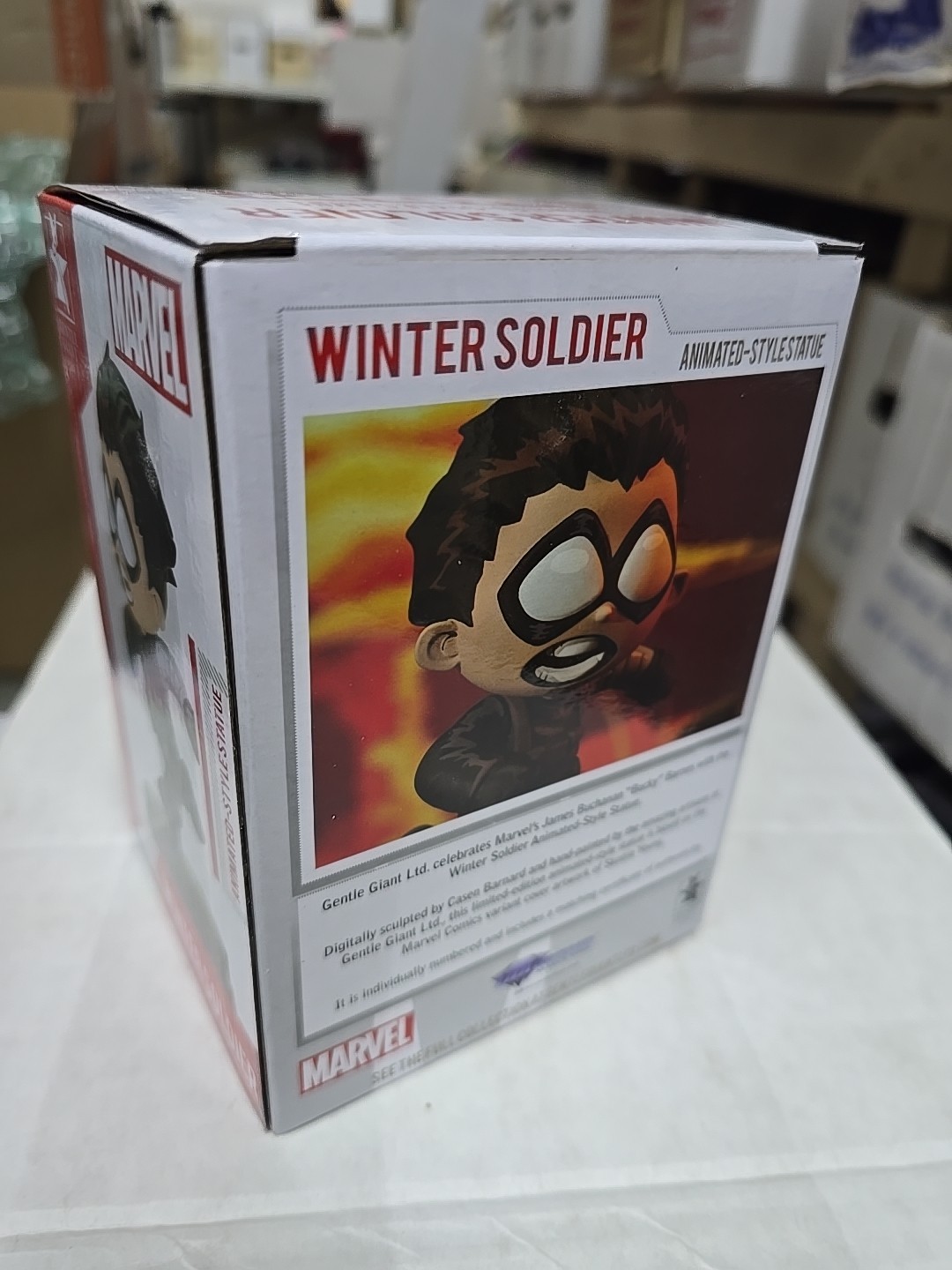 SKOTTIE YOUNG WINTER SOLDIER ANIMATED STATUE BRAND NEW FREE SHIPPING