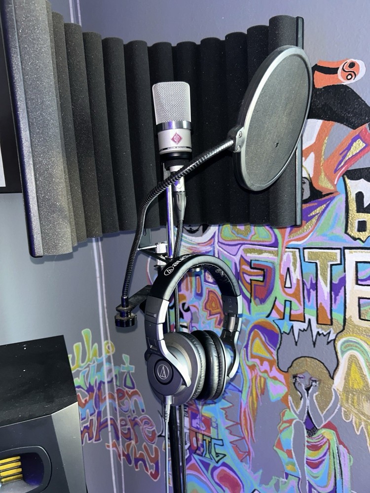 Neumann Microphone & Audio-Technica Headphones Studio Package w/ Pop Filter