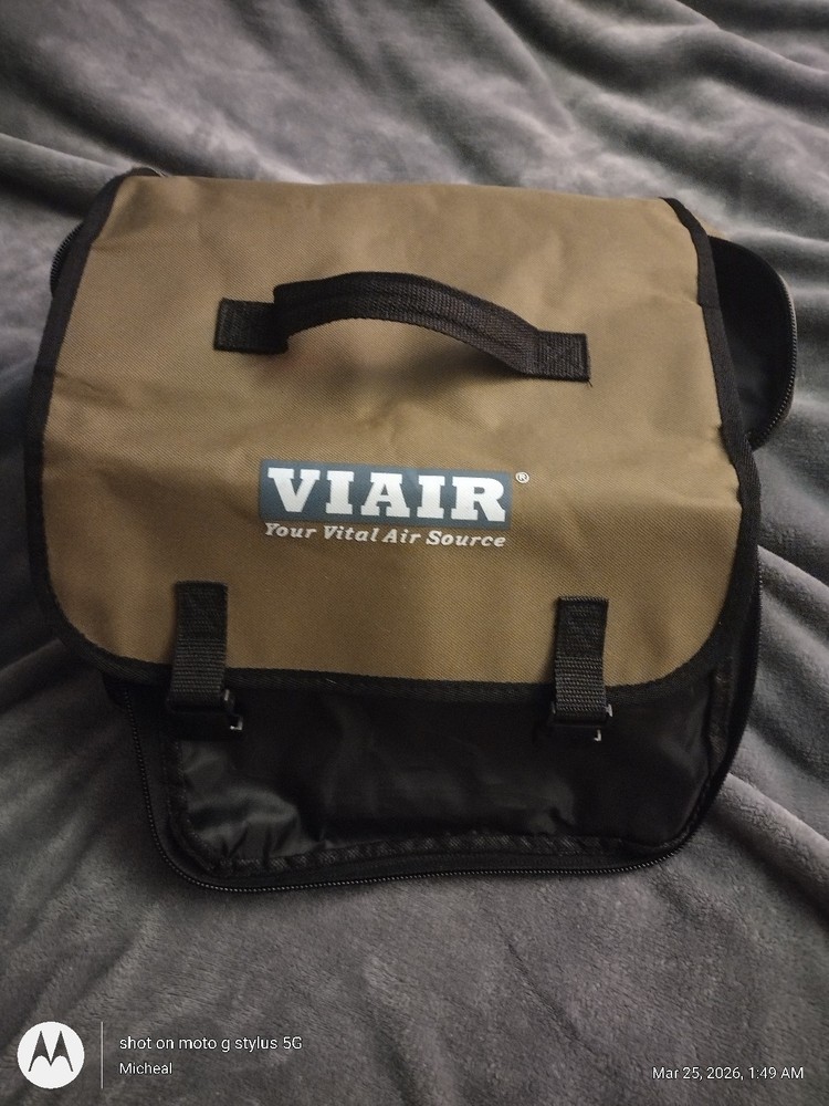 VIAIR 400P-RV Automatic Compressor