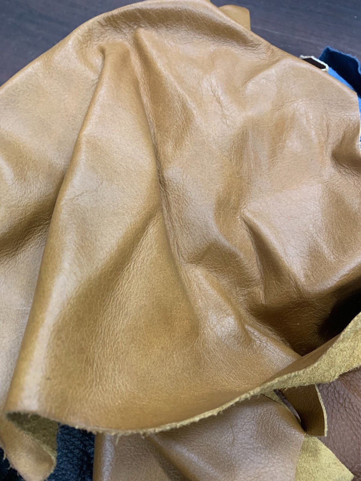 10 lb Box Mixed Colors Cowhide Remnants Scrap Leather Pieces Free Shipping