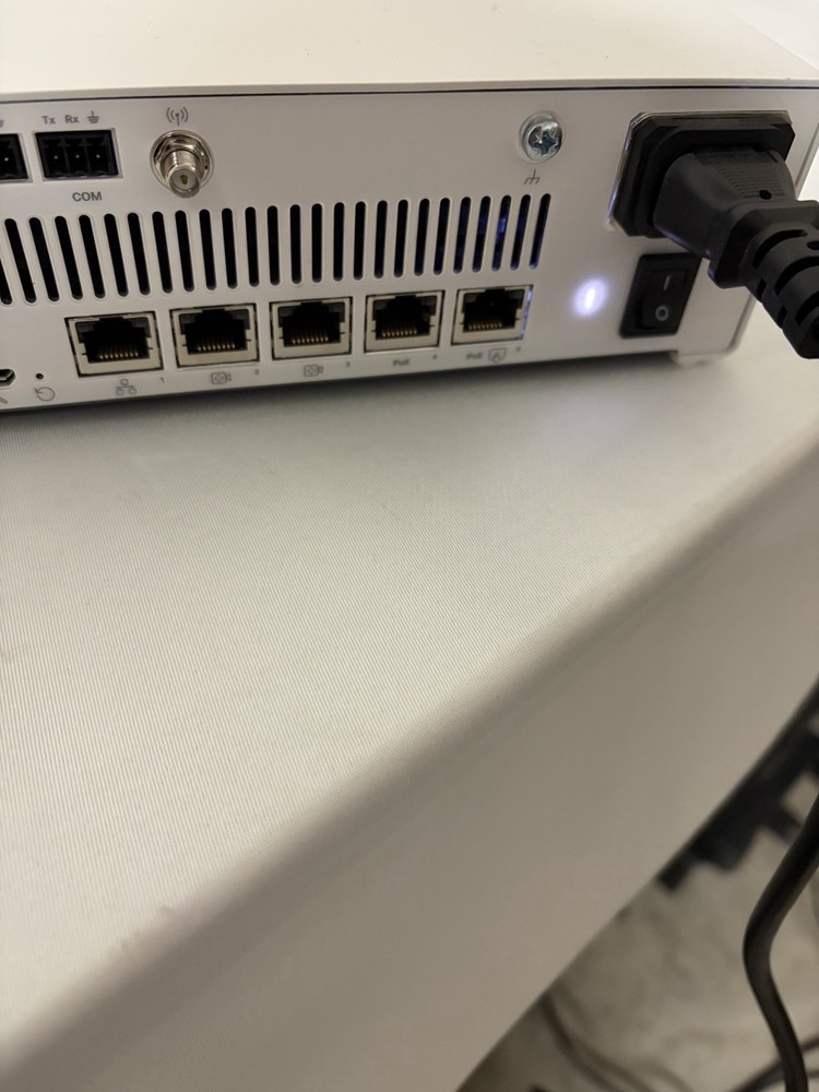 Cisco Webex Codec Pro TTC8-13 Video Conferencing Unit Powers On Clean