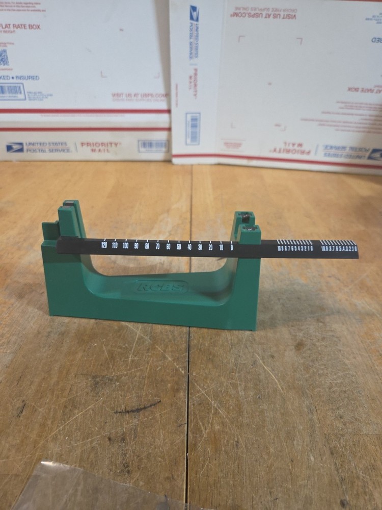 RCBS RC 130 Reloading Scale Mechanical Scale In Original Box W/ Instructions