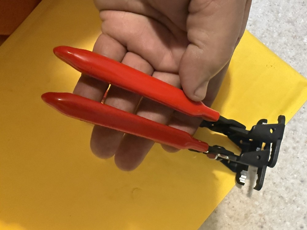 Snap-on Tools USA 2PC Inline 90° Angle Wire Stripper Cutter Pliers