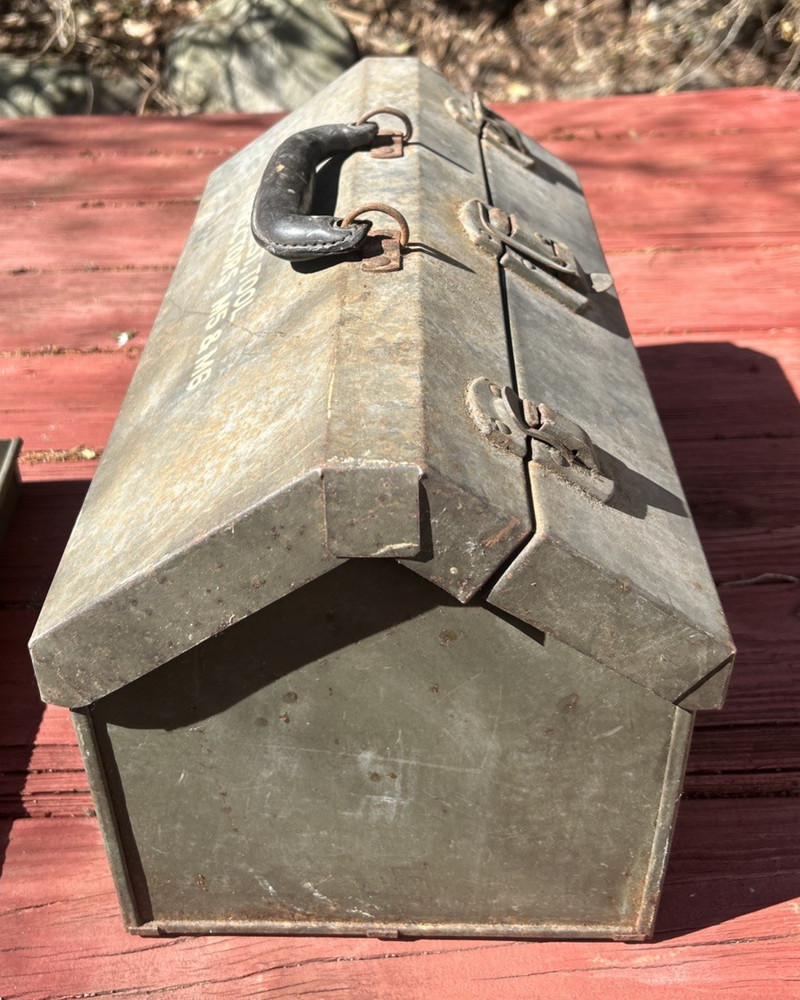 Vintage MILITARY TOOL Box ????