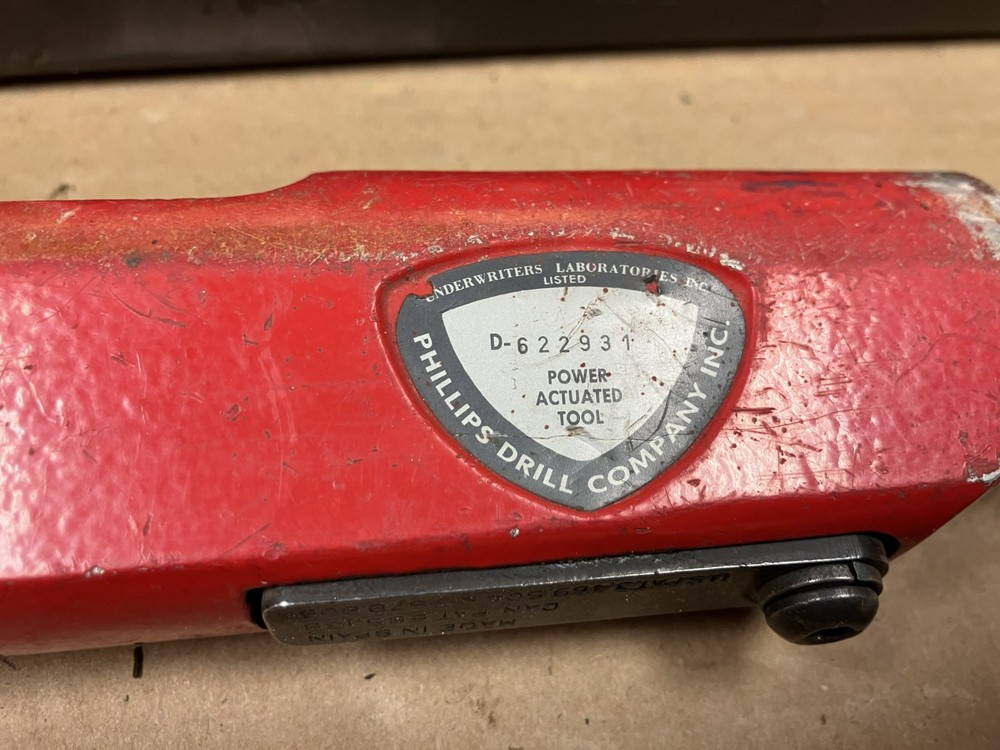 Red Head 721 Powder Actuated Toolbox kit