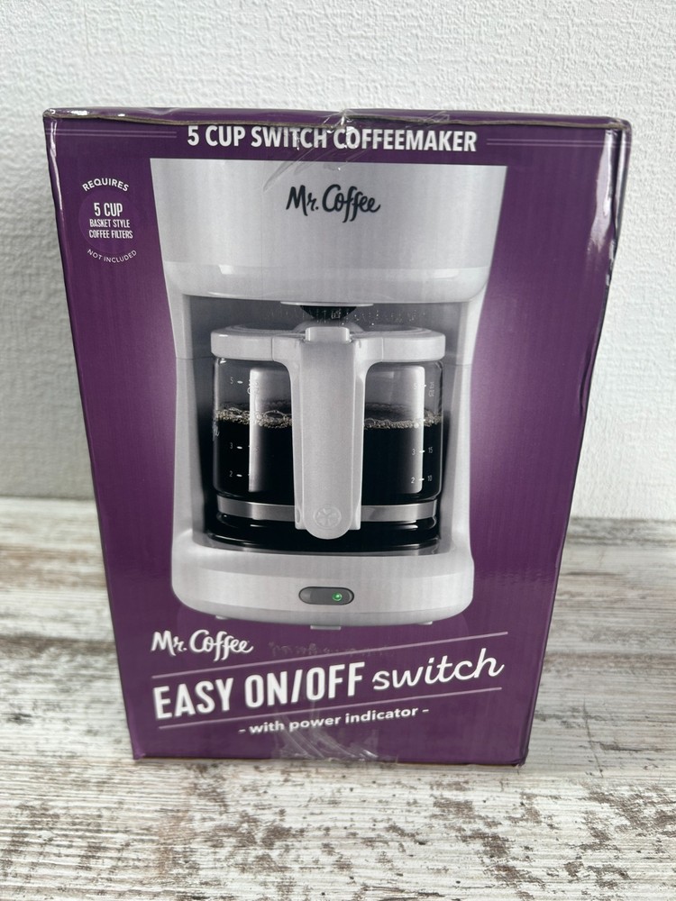 NEW | Mr. Coffee Mo. 2134286 5-Cup Mini Brew Switch Maker White 5-Cup Compact