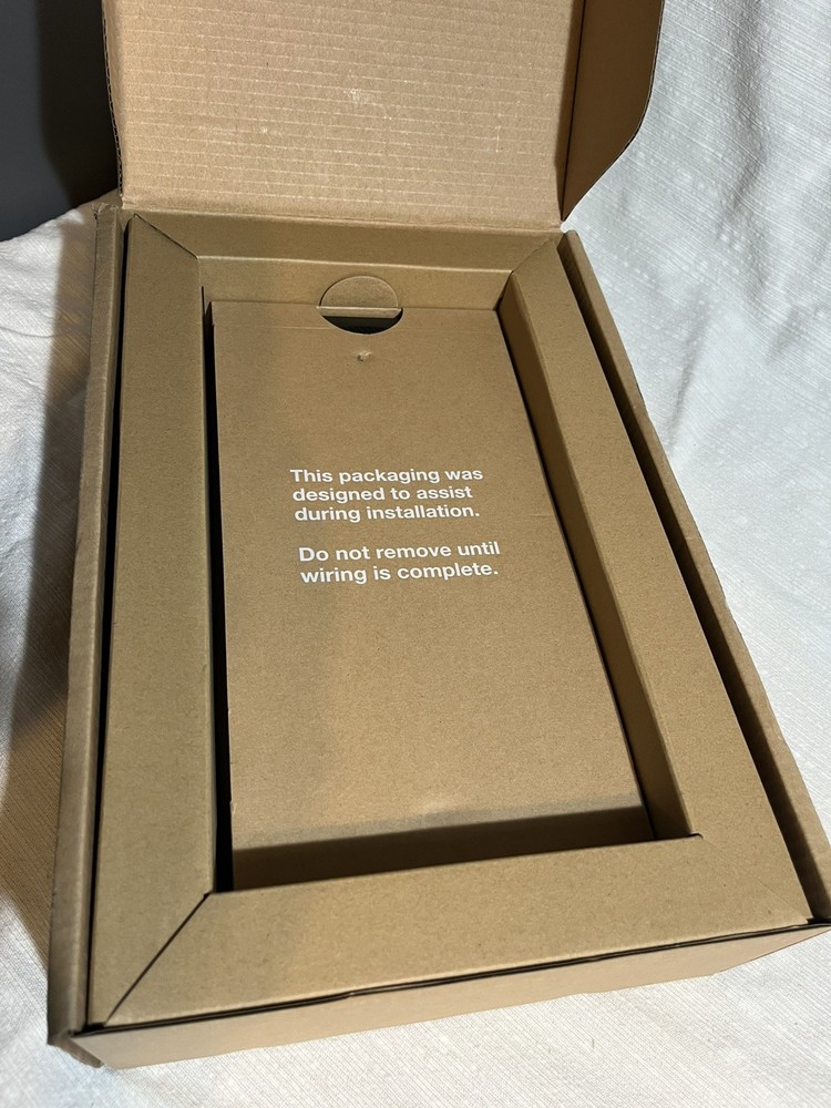 Latch Intercom Model INT1LFCNA1 - BRAND NEW