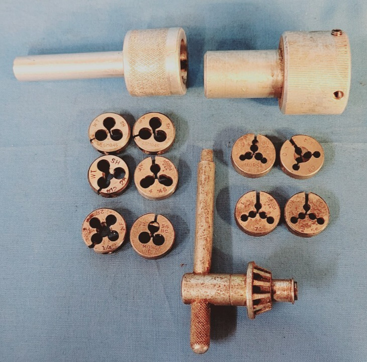 HEX RETHREADING DIE ASSORTMENT  (LOT OF 13)