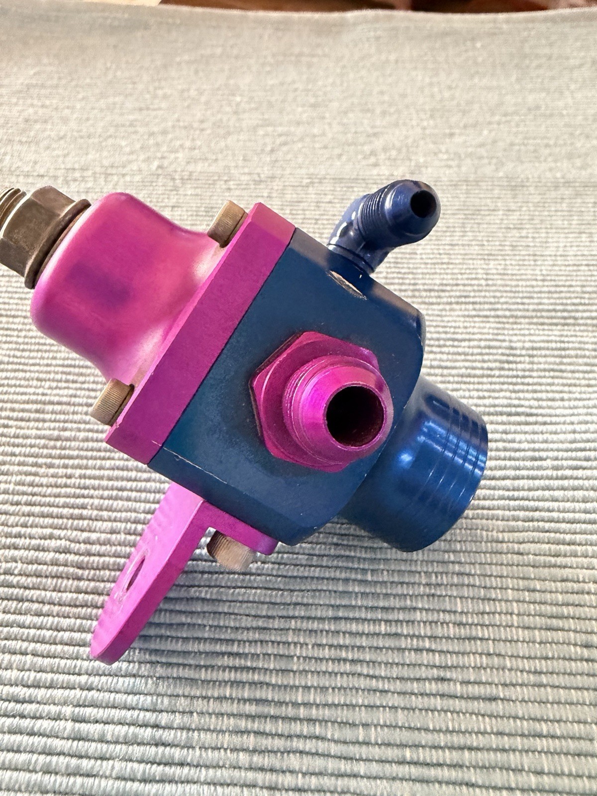 Magna Fuel Pressure Regulator