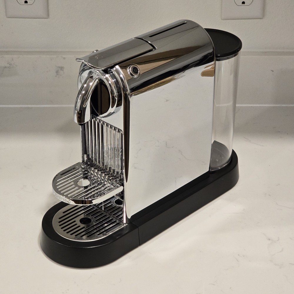 Nespresso CitiZ Chrome Espresso Machine, Type D111 - RARE