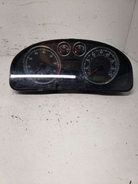 Speedometer Cluster 160 MPH Fits 2002-2003 PASSAT 376841 OEM