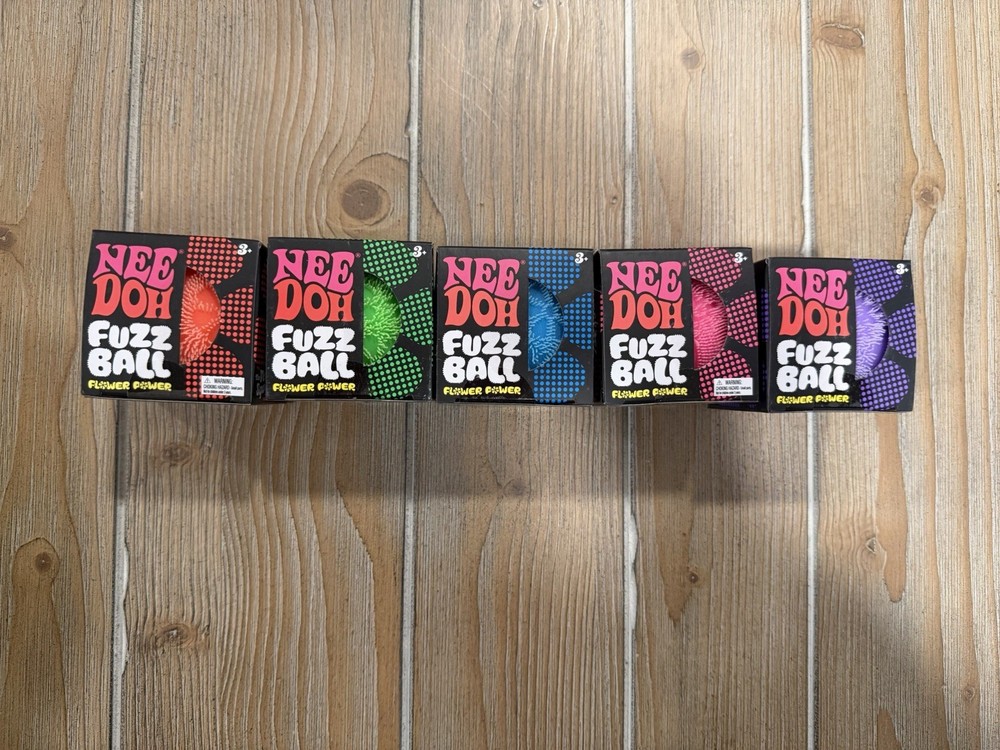 NWT NeeDoh Fuzz Ball