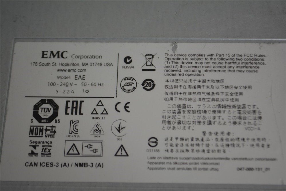 EMC EAE 100-542-104-01 12 Bay Hard Disk Array SEE NOTES