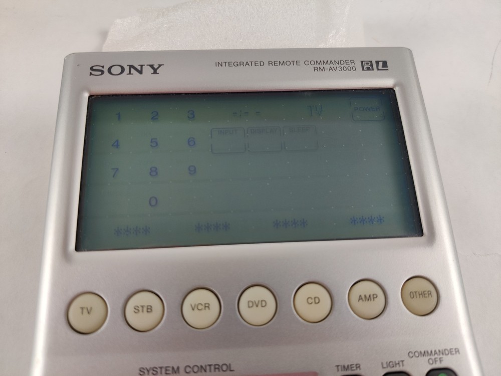 Sony Integrated Remote Commander RM-AV3000 Controls 18 Component Touchscreen