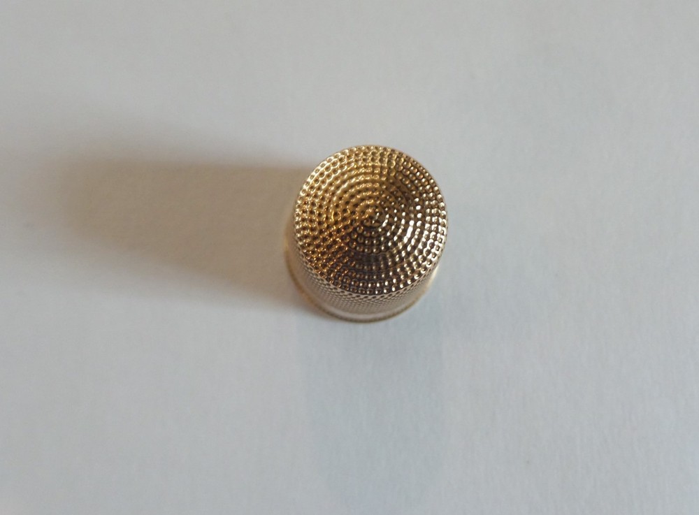 Estate 14 K Solid Gold Thimble, Simmons, Monogram