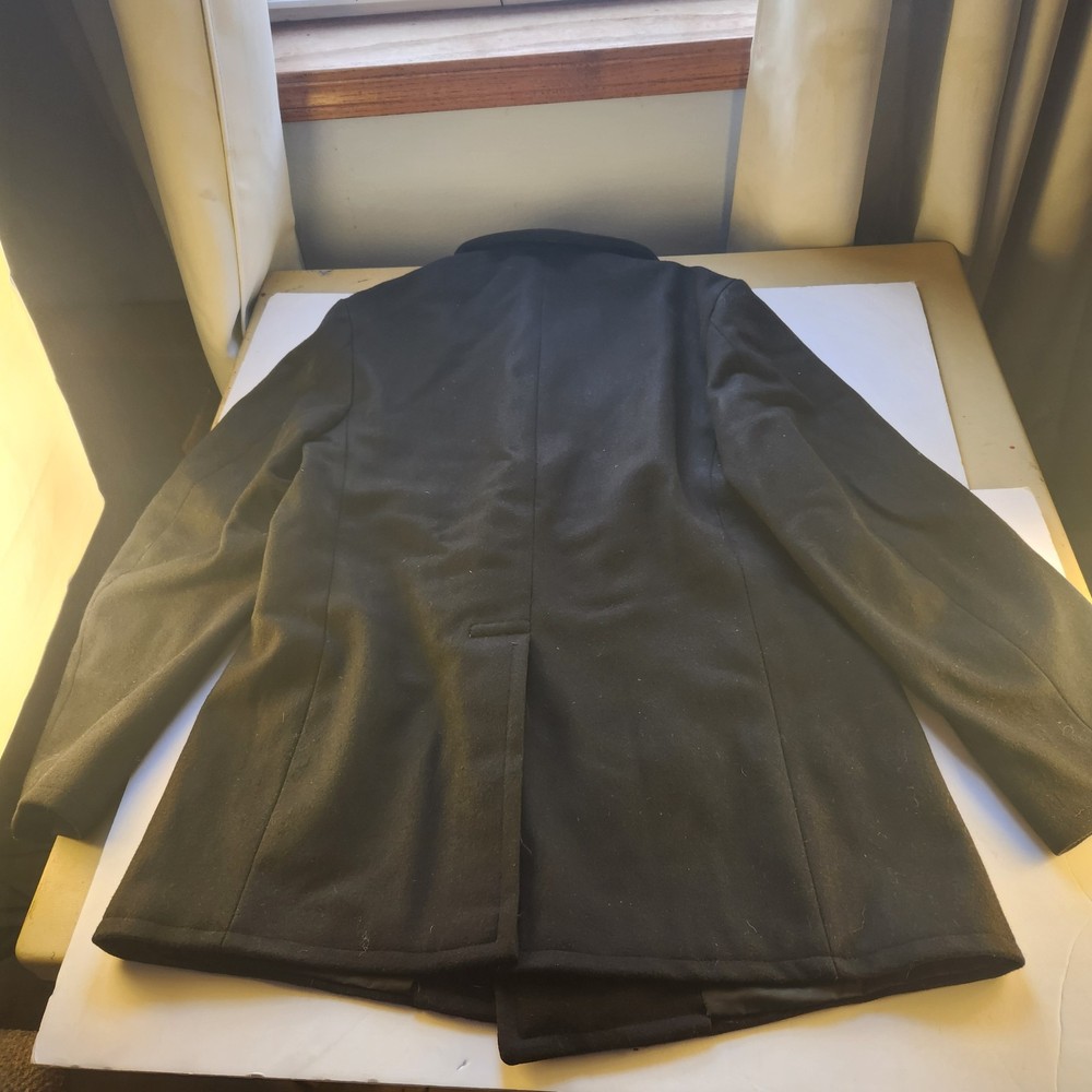 Authentic US Navy Enlisted Man's Pea Coat Issued 1981 Excellent Condition.