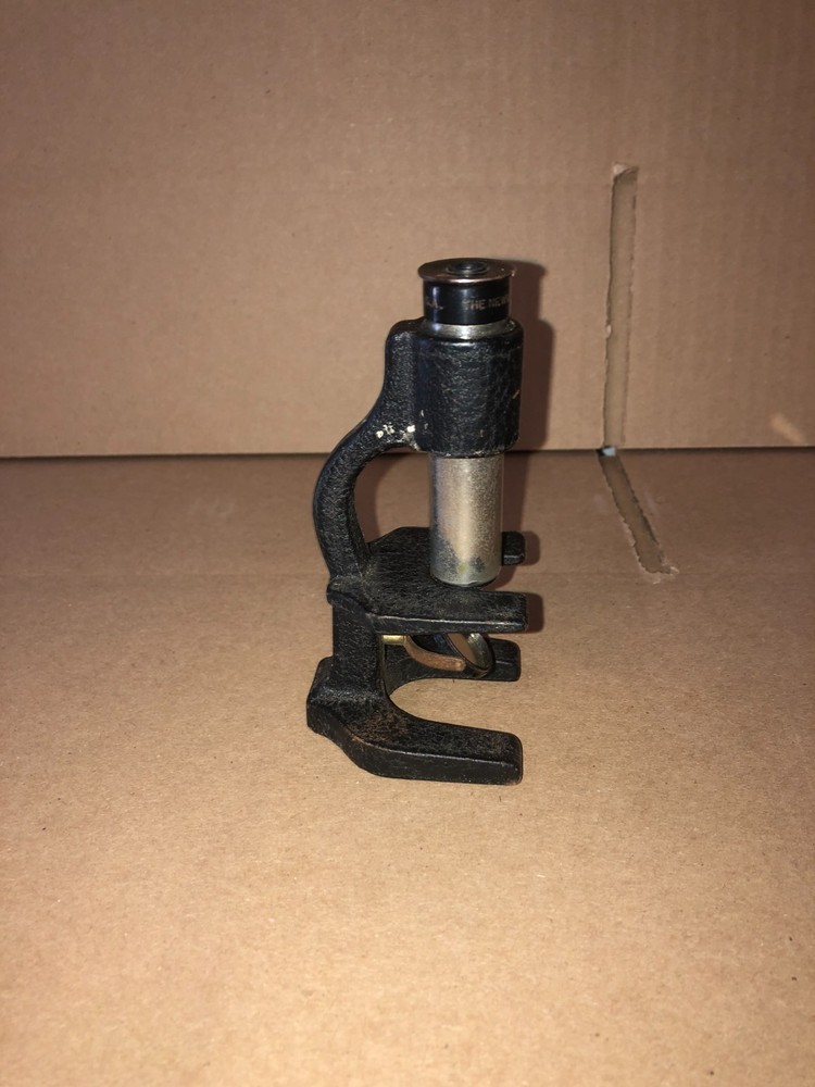 VINTAGE NEWMAN STERN MINI MICROSCOPE
