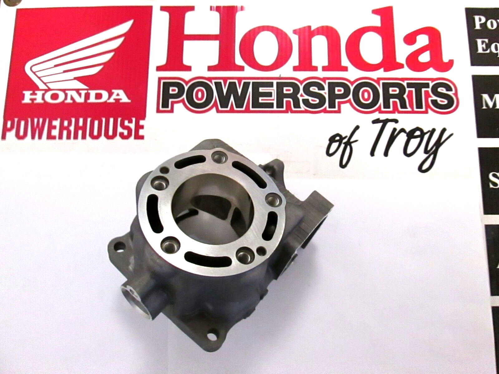NEW GENUINE HONDA OEM CYLINDER JUG  2003  CR125R   12110-KZ4-L30 *