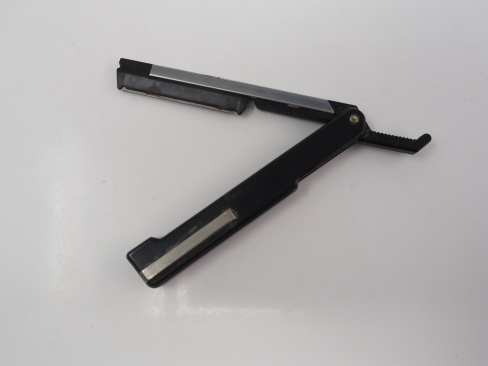 Wilkinson Sword Straight Razor