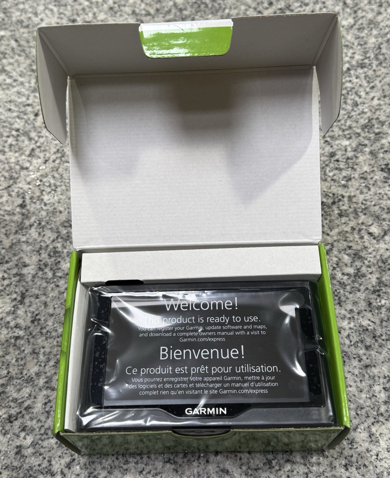 Garmin NUVI 58LM Automotive Mountable 5-inch GPS Navigator FAST SHIPPING