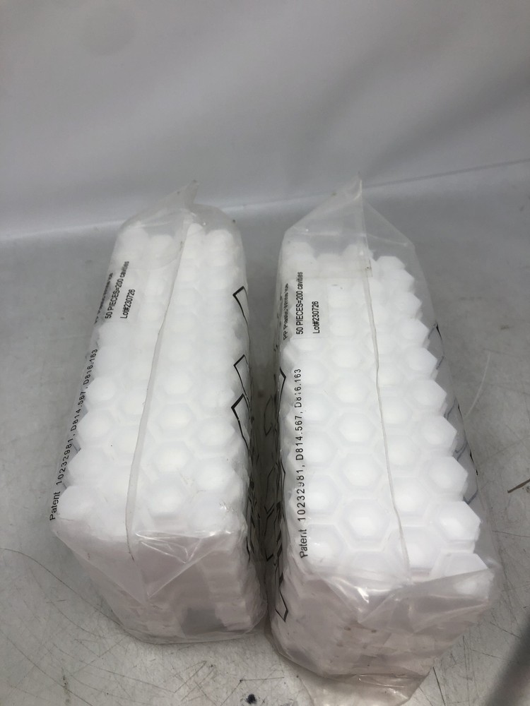 Hive Caps Hexagonal Ice Molds PP Plastic White 200 Cavities 2Pk
