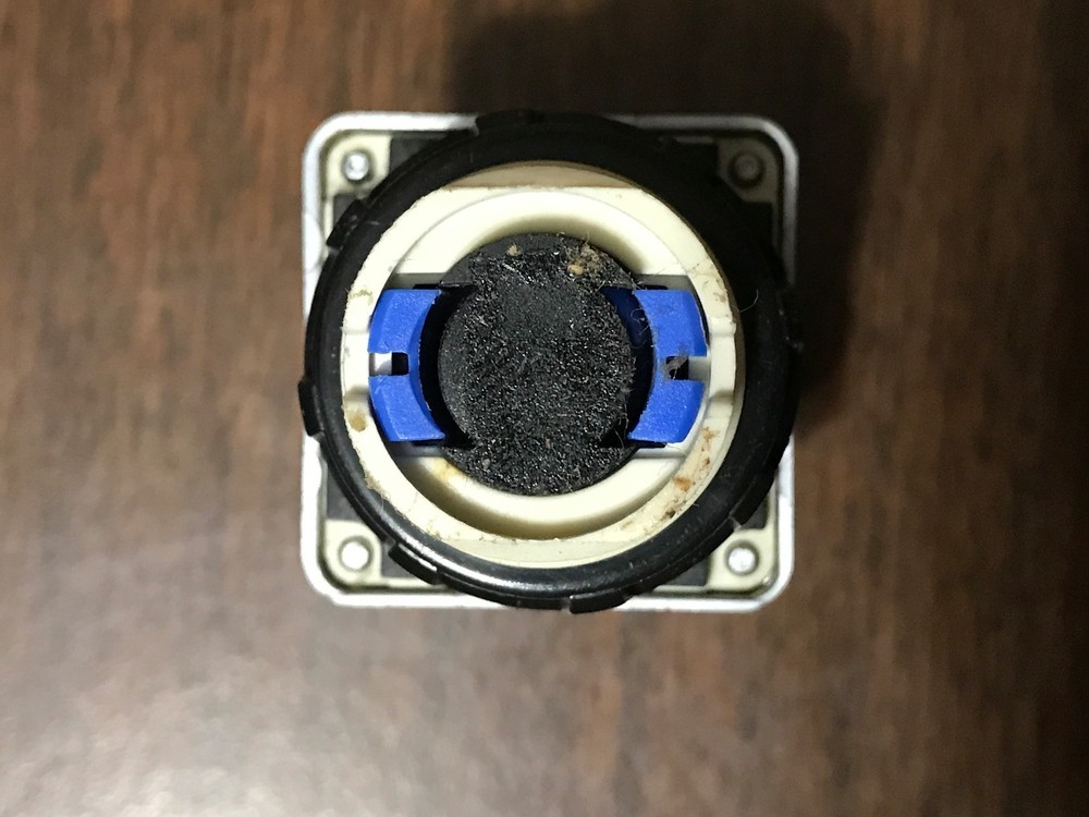 Square D 9001 D2G3S 3 Three Position Selector Switch NEW NOS NIB