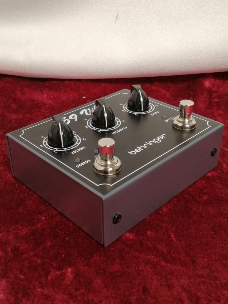 Behringer 69Vibe Effector