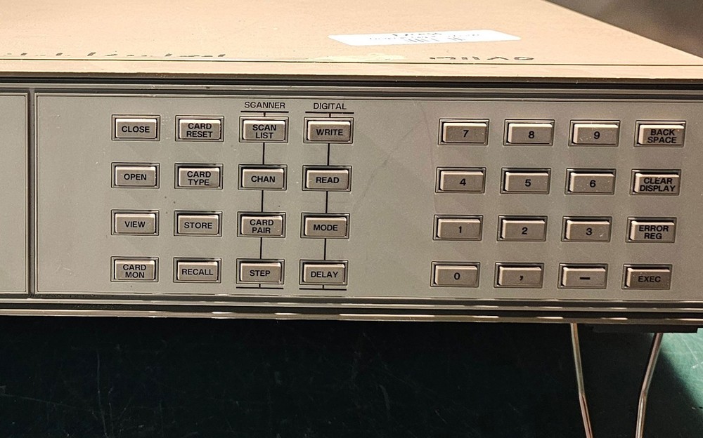 1990s HP 3488A HP-IB Programmable Switch/Control Unit - Passes Self Test