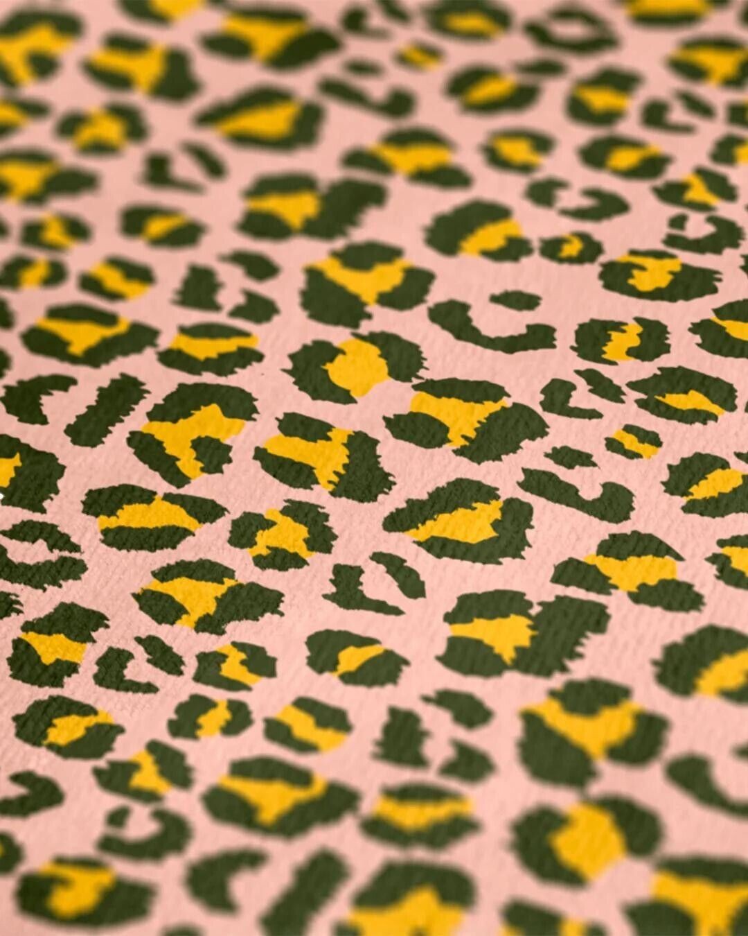 LEUS Gym ECO Towel – Quick-Drying Recycled Microfiber Towel (Hot Spots) NEW