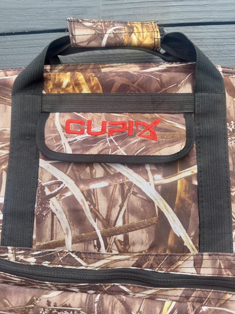 Lightweight Soft Compound Bow Case with Arrow Pocket and Backpack Straps