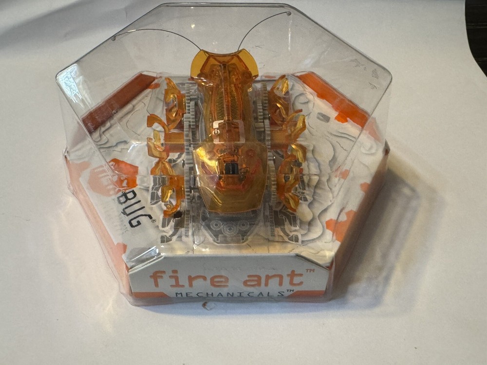 Hexbug Micro Robotic Creatures Mechanicals Fire AntOrange R/C Remote Control New