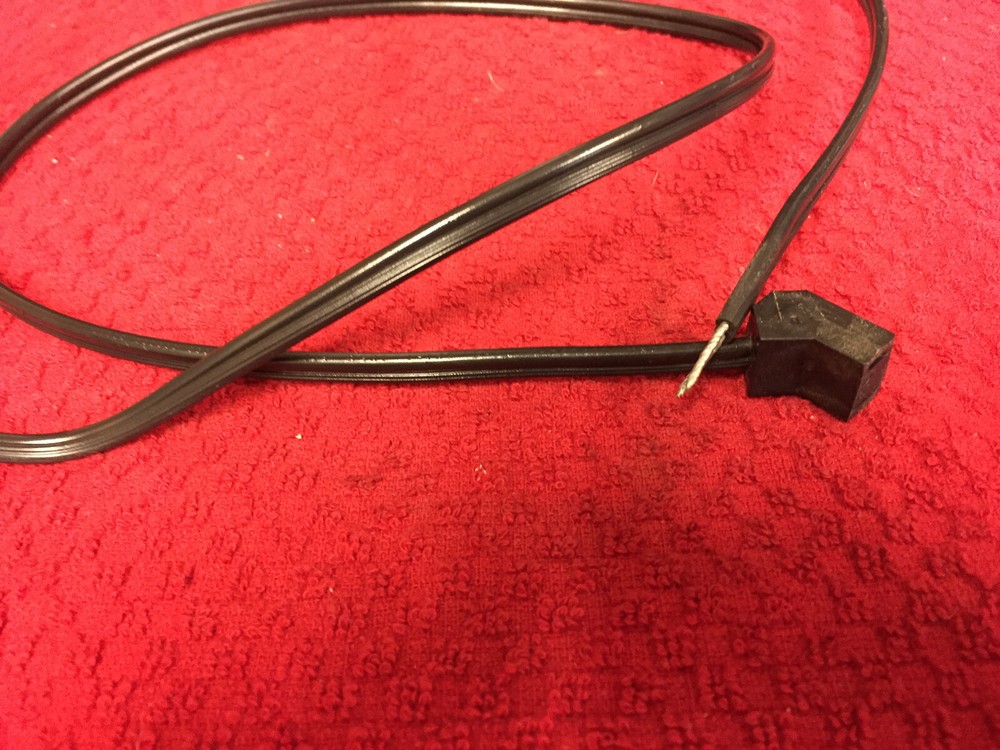 40510 3 WIRE REPLACEMENT CORD WITH STRAIN RELIEF