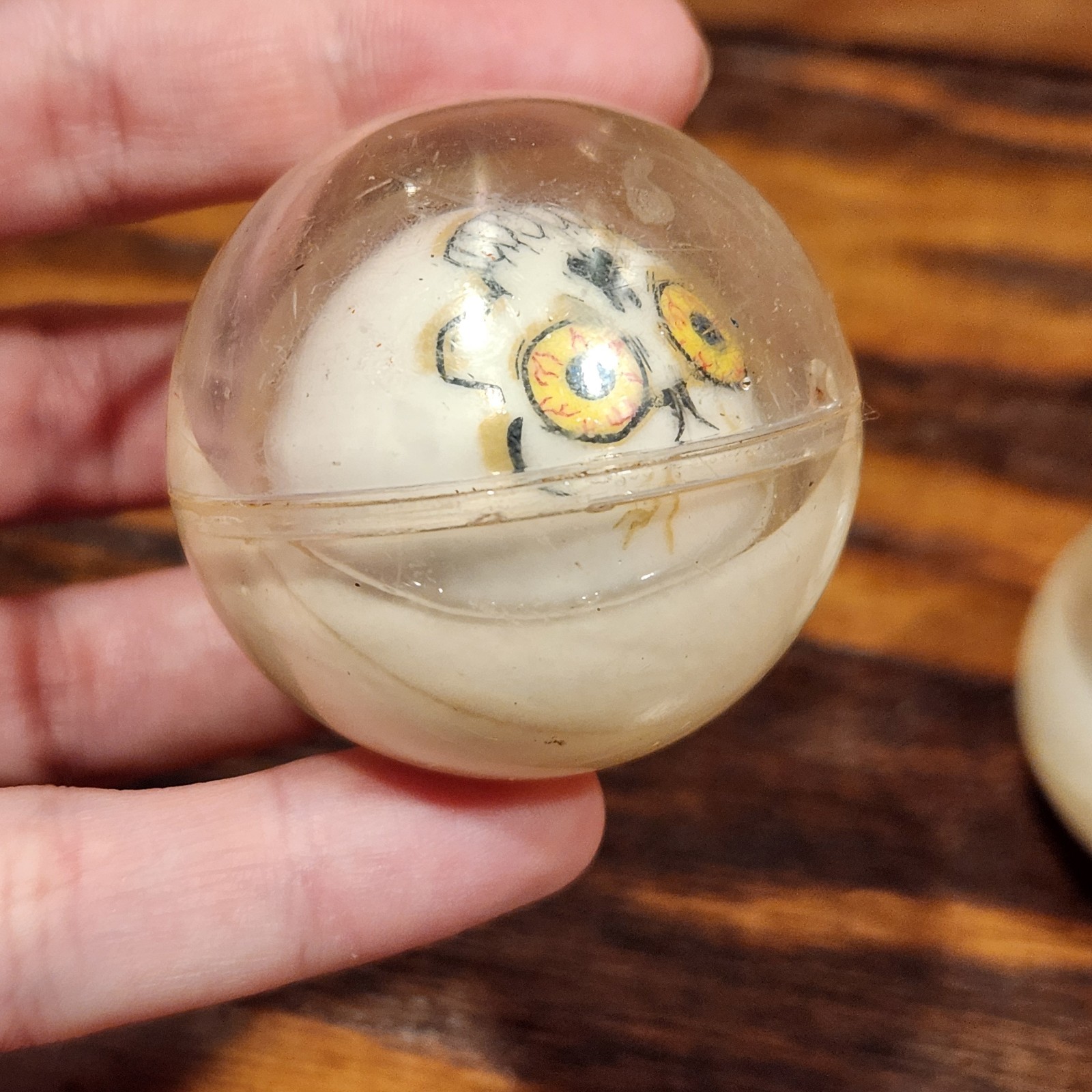 2 Vintage Skull Skeleton Water 2" Ball Retro Floating Rolling Toy 1980’s 90’s