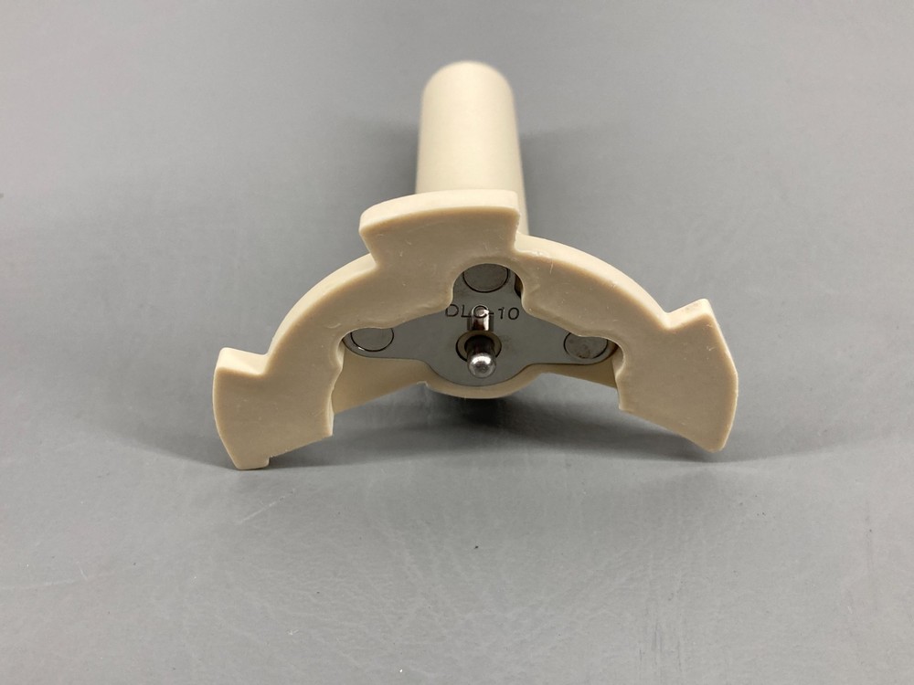 Cuisinart Food Processor DLC-10 Stem Adapter