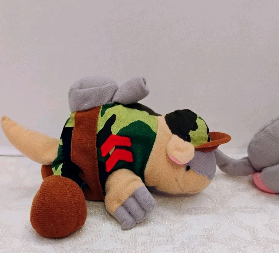 Vintage Meanies Series One Lot Of 2 Funny Plush Beanies Armydillo & Elephant