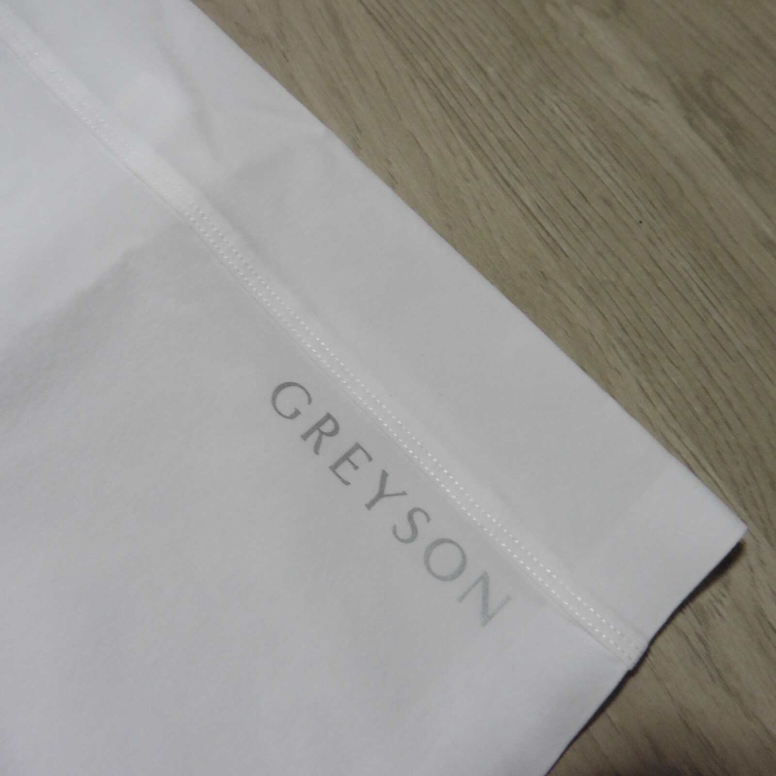 GREYSON Mens L LARGE FULTON SHORTS ARCTIC WHITE BLUE LINED 9" NYLON GOLF WORKOUT