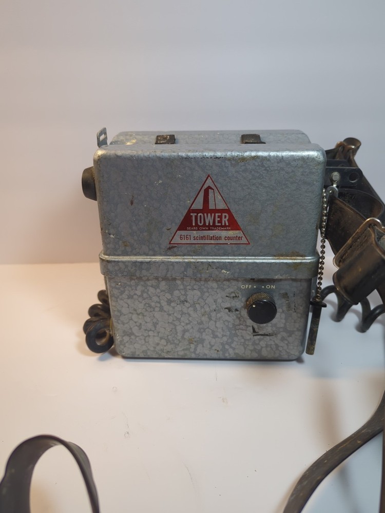 Tower Scintillator Radiation Detector Precision Model 6161 UNTESTED
