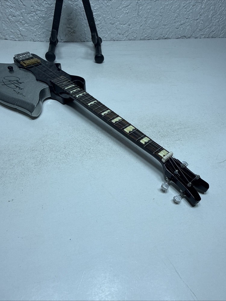 Miniature Bass Guitar For KISS GENE SIMMONS Ax USED
