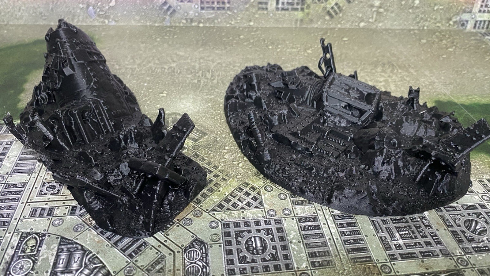 Tabletop Terrain: Crashed Planes\Scatter Terrain Warhammer 40K Compatible -7 PCS