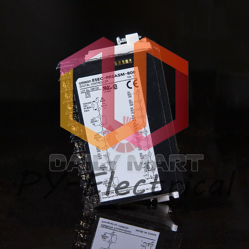New in box Omron Temperature Controller E5EC-RR2ASM-800 100-240VAC (1PCS)